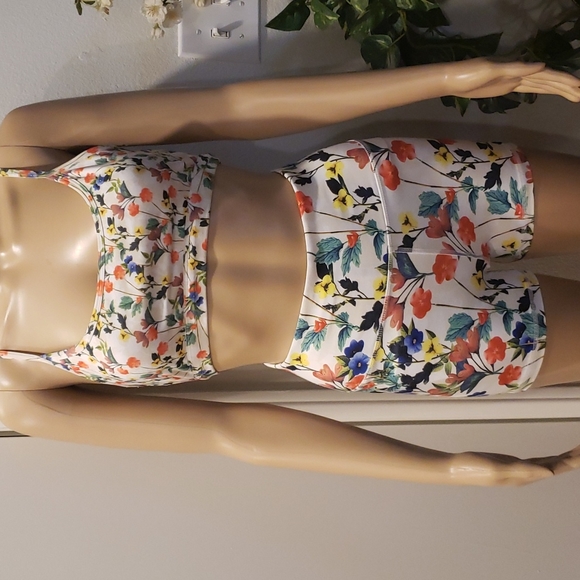Fabletics XS dúo short and top - Picture 1 of 7